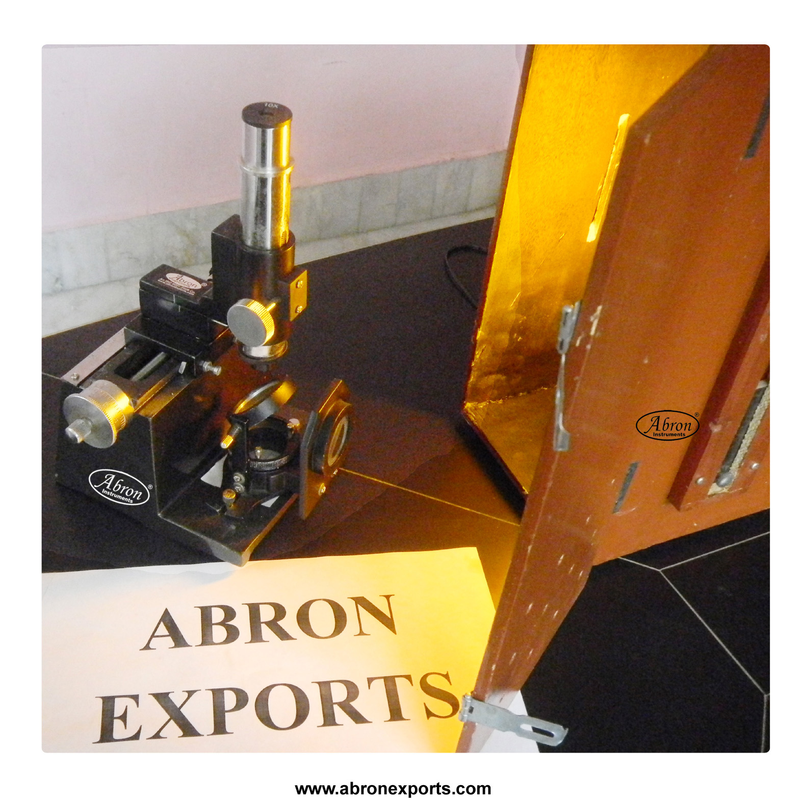 Newton ring microscope setup fringes rings with sodium vapour lamp ...